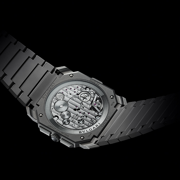 103068 chrono back 528c1db85a.jpg