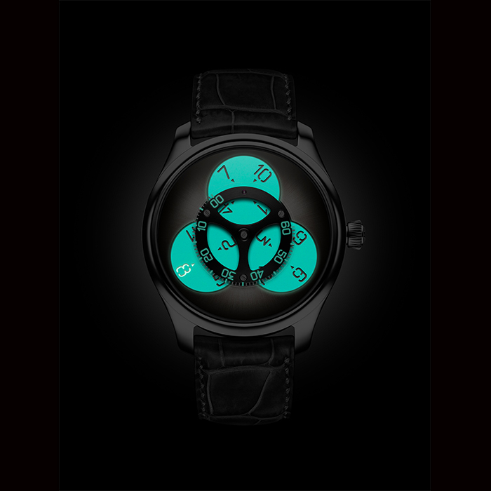 h moser flying hours night ac80a11bef.jpg