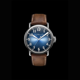 H MOSER ET CIE HERITAGE CENTRE SECONDS FUNKY BLUE 8200-1201