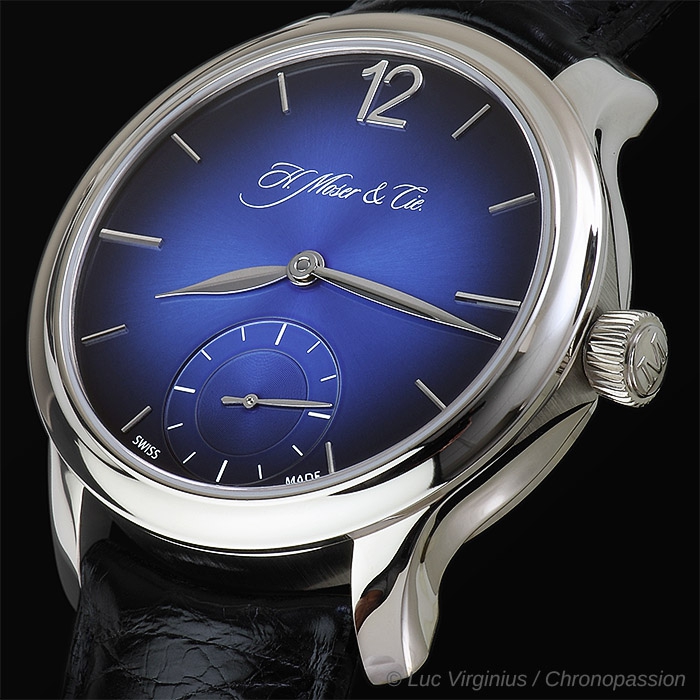 h moser mayu bluewg 02 75d3960eb8.jpg