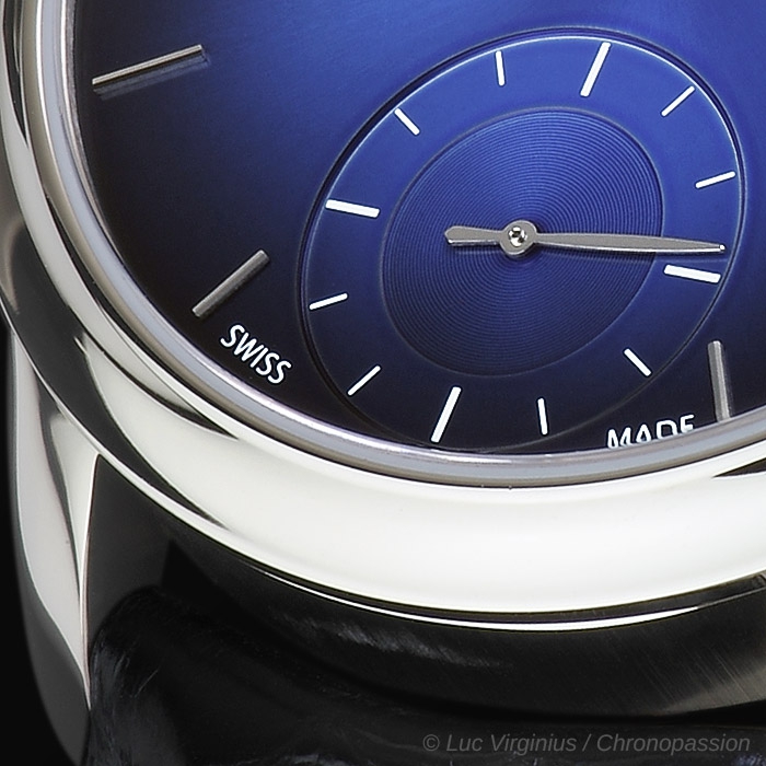 h moser mayu bluewg 07 0d4a9daf5d.jpg