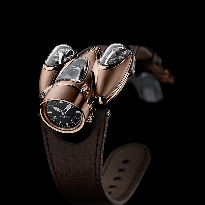 hm9rg1 5d61377f95.jpg