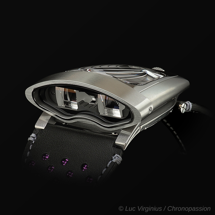 mb f hmx blackbadg 01 63cc596e85.jpg