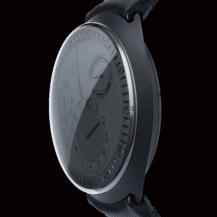 ressence type 1 zz side 7d2026c435.jpg