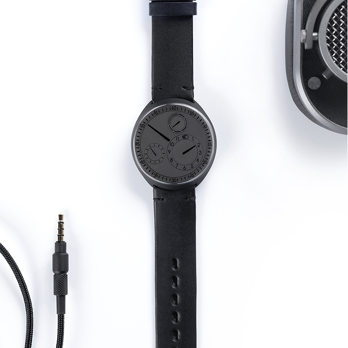 ressence type 1zz 18f92900f8.jpg