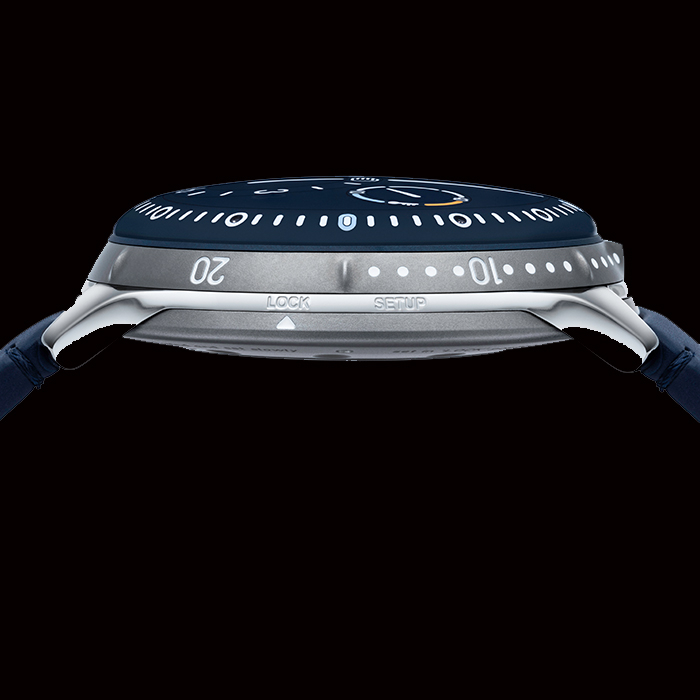 ressence type 5 navy d84f9b858e.jpg