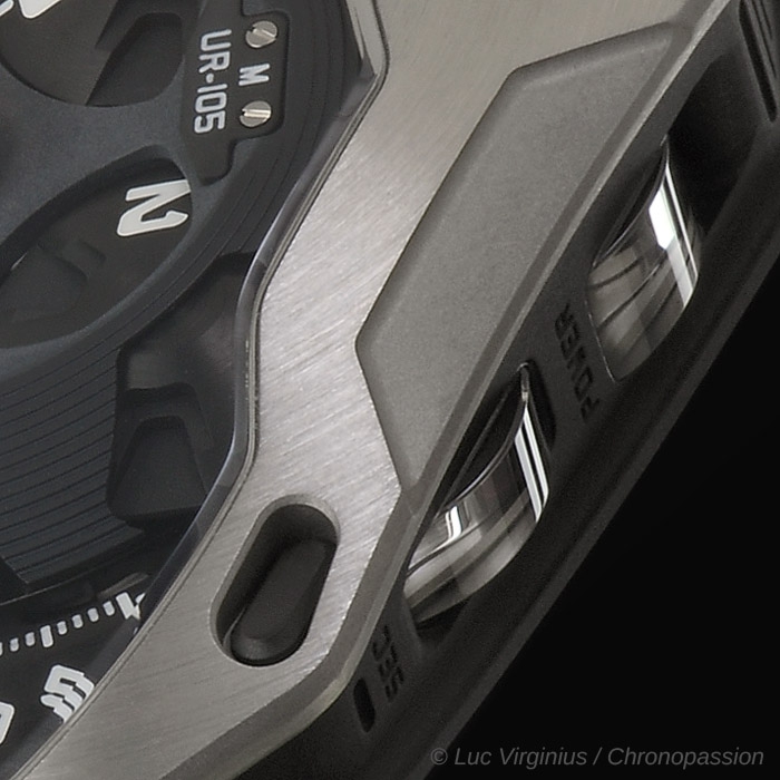 urwerk 105m acier 06 fbec5c0963.jpg