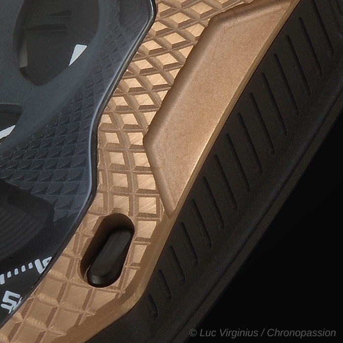 urwerk 105ta rgg 06 aa7783c87f.jpg