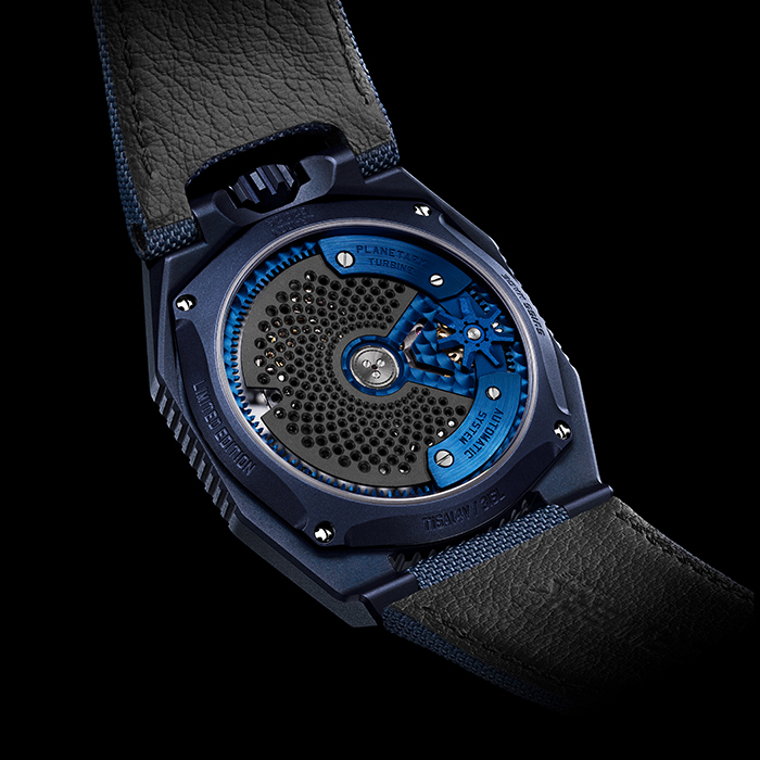 urwerk ur100 blue back cf8799279f.jpg
