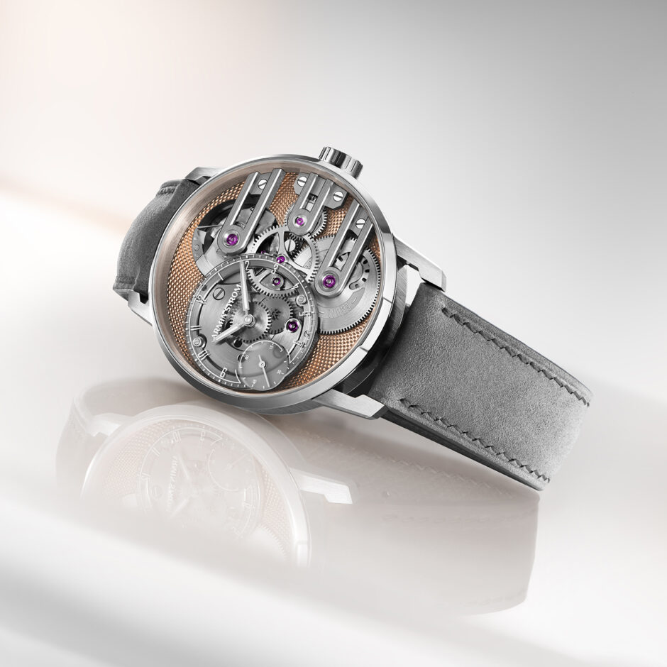 Armin Strom Gravity Equal Force Ultimate Sapphire Salmon