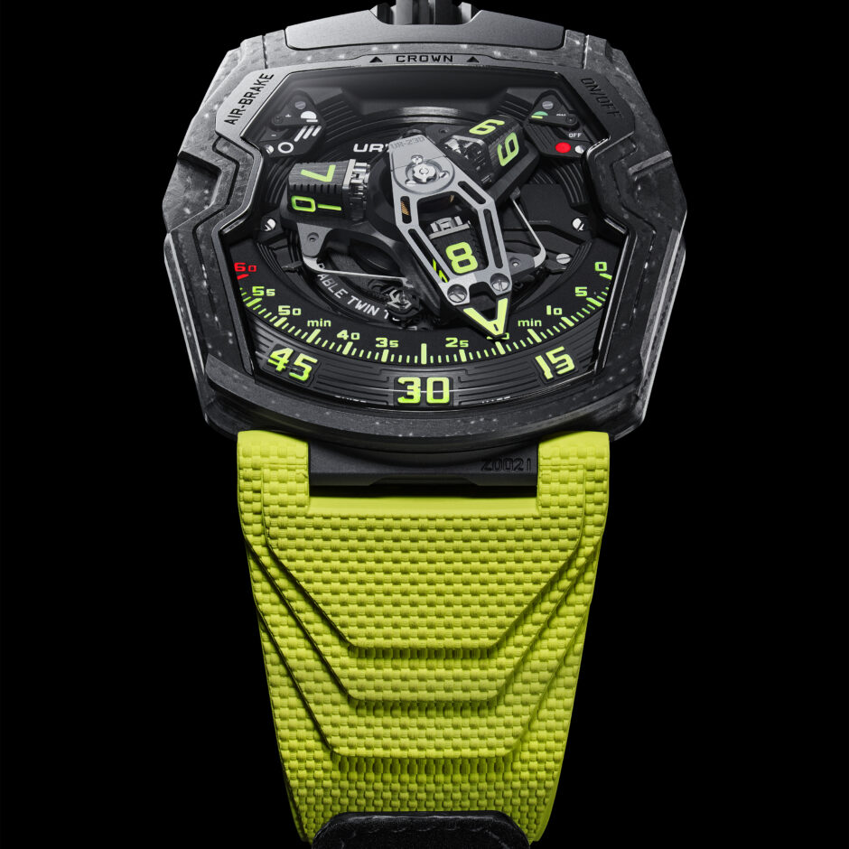 URWERK UR-230 « Black Star »