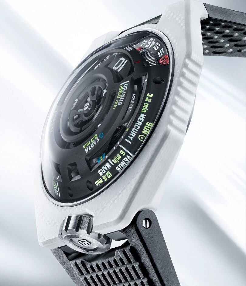 URWERK UR-100V LightSpeed Ceramic