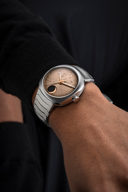 H. Moser & Cie. Streamliner Perpetual Moon Concept Meteorite 6270-1200